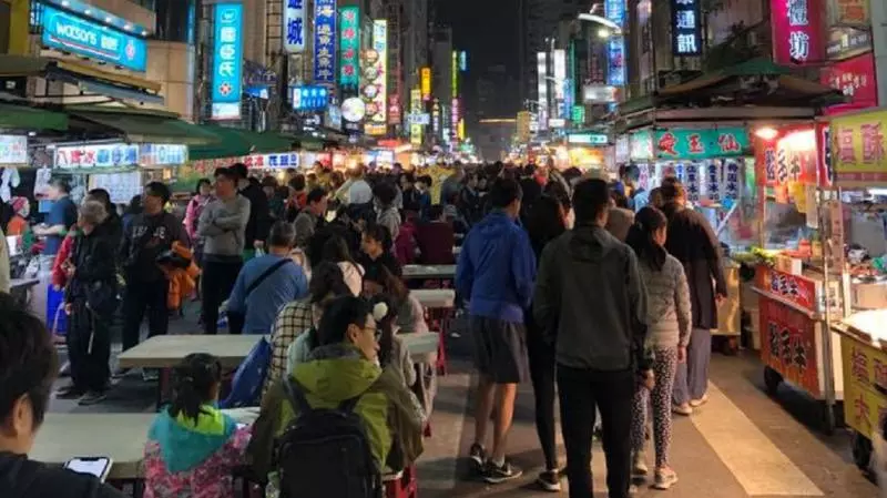 陳文茜1張照曝「六合夜市現狀」 網:小時候記憶回來了