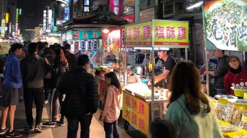 陳文茜1張照曝「六合夜市現狀」 網:小時候記憶回來了