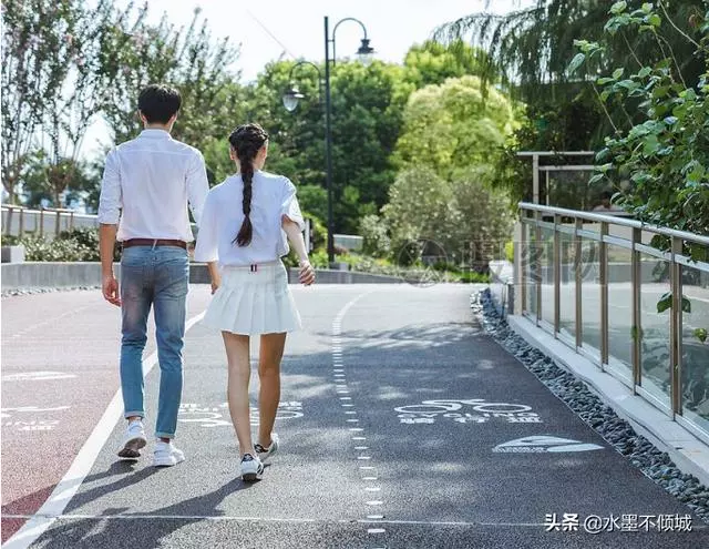 婆婆說:我給了你丈夫和彩禮,媳婦答:我媽給了你兒子妻子和陪嫁