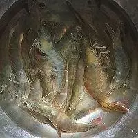 水煮大蝦該怎麼做才沒有腥臭味?原來很多人沒有注意到這一點