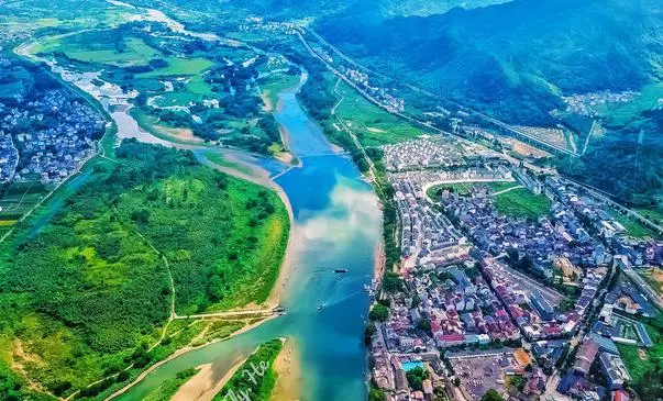 這是浙江經濟最落後的城市,但風景絕對是獨一無二的