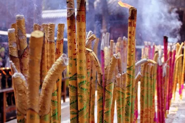 大年初一「這個時間」燒香,才叫真正的燒頭香,把握住好運一整年