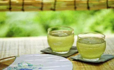 咳嗽不停太難受?蔥鬚生薑煮水喝,快速止咳,堅持7天,鼻炎也好了