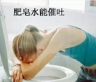 除蟑螂秘方:只用一顆馬鈴薯,就把家中蟑螂通通消滅,解決一大片,太厲害了