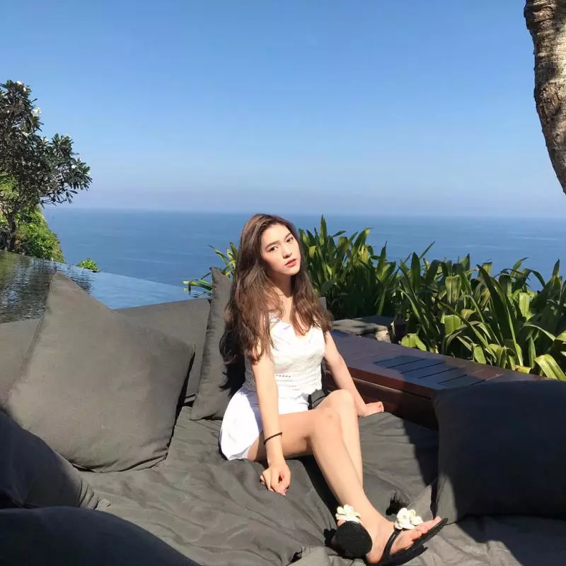 李毓芬真的掰了!柯震東熱戀「18歲千金正妹」 追到美國不露臉也充滿粉紅色泡泡♥