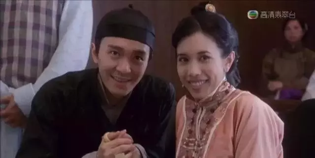 為了漂亮,她半年不吃酸辣不吃薑蔥蒜,今48歲美得令人移不開眼