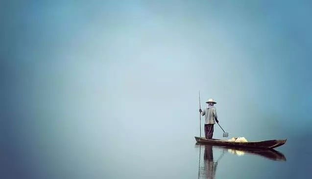 拜高踩低,不過是人性使然。生氣沒用,你要爭氣