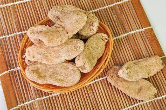 高血壓、頸椎病,導致頭昏腦脹,3種中藥來緩解