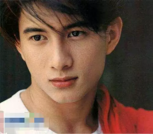 吳奇隆19年前、劉詩詩12歲竟過「這樣生活」!他卻把「最帥的自己」給了趙薇!