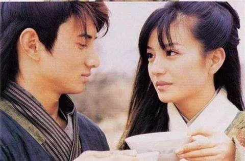 吳奇隆19年前、劉詩詩12歲竟過「這樣生活」!他卻把「最帥的自己」給了趙薇!