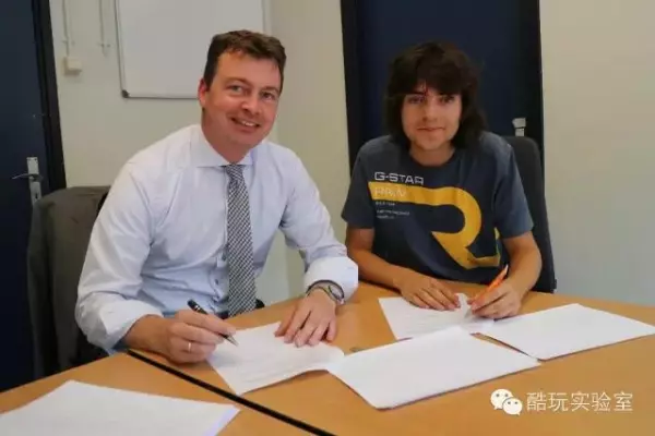 13歲破世界紀錄!17歲輟學!花10年清理半個太平洋!竟年賺128億!