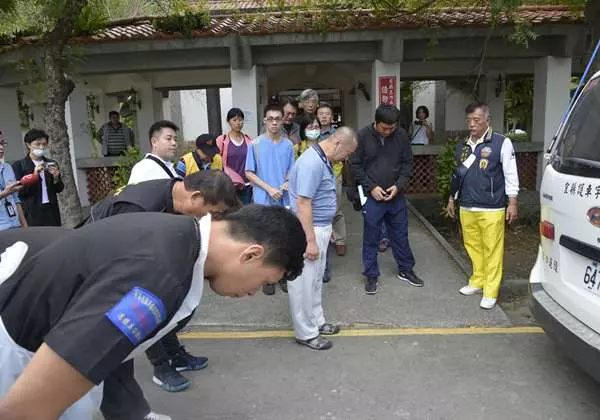 維冠大樓「3歲男孩託夢修復師」希望能「滿足」他願望!修復師:「這是我們唯一能做的!」