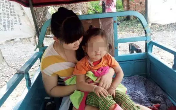 婆婆摔跤我堅持送養老院,老公冷戰鬧離婚,一個月後婆婆卻感謝我