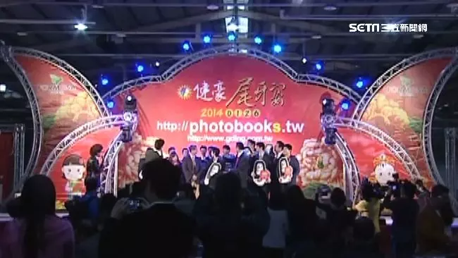 去年送進口名車!印刷廠賺翻「霸氣花2000萬」宴請北中南員工 獎項卻大縮水「只有家電」公司回應了