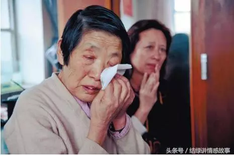 妻子賺錢比丈夫多,婆家人說話陰陽怪氣,妻子一氣之下提出離婚