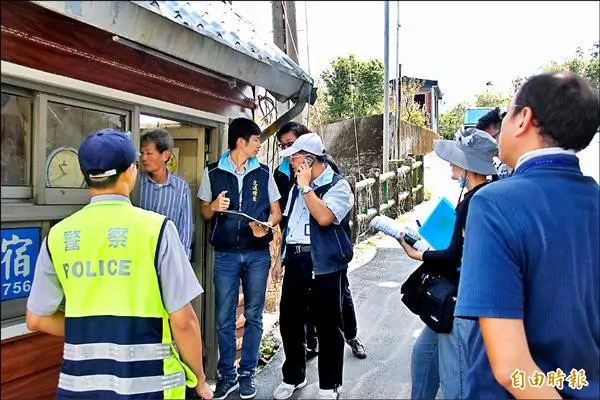 業者不爽了!九份停車被亂喊價「停一次噴600元」 委屈喊冤「要近又便宜哪可能」:你報警阿