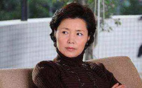繼母為了弟弟讓我嫁給村裡的傻子,婚後傻子說的一句話我感動不已