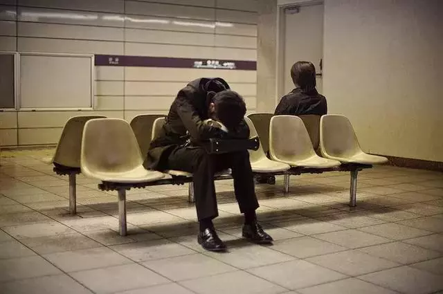 中國人在新加坡,敢做的事情很多,但是唯獨害怕這一件事!