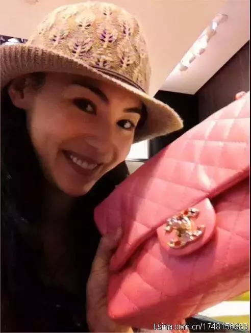 謝霆鋒有多愛張柏芝,生產時全程陪著進產房,離婚前還送蘭博基尼