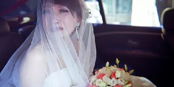 「女兒,妳千萬別隨便結婚…」老母親的「深沉告白」讓網泛淚:婚姻從不是將就!