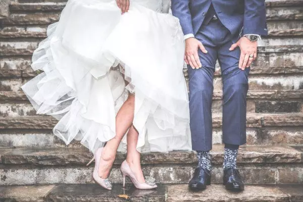 「女兒,妳千萬別隨便結婚…」老母親的「深沉告白」讓網泛淚:婚姻從不是將就!