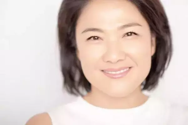 54歲富婆身家破200億!「每周跑步4次」從未停下,因自律而富有!