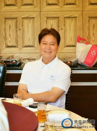 早預言!劉至翰疑「爽貼台大嫩妹」休掉二婚妻!老爸透露「剛結婚就有跡象」曝光離婚主因!
