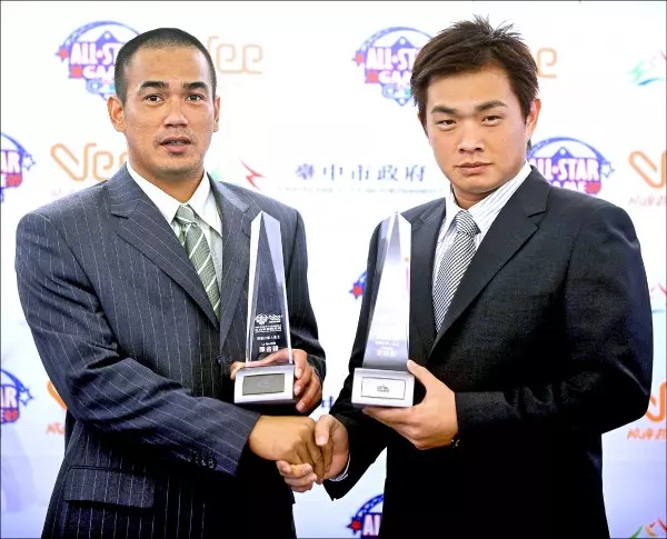 恰迷不要哭! 彭政閔確定2019退休年 -