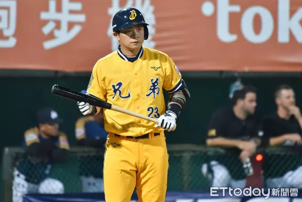 中職/共體時艱10年!彭政閔是兄弟象首位50萬月薪球員