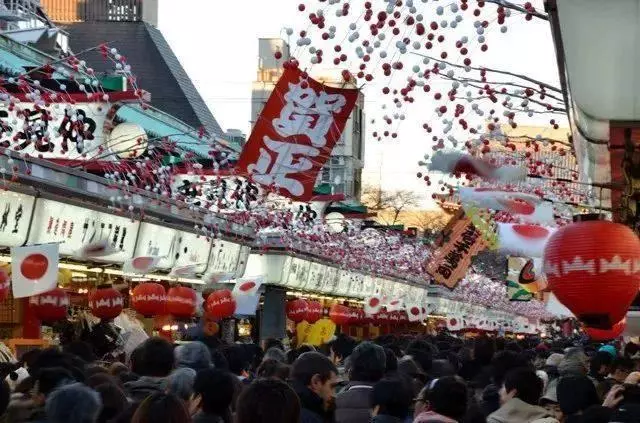 看看日本人怎麼過年的?原來他們也有春晚啊!
