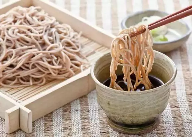 看看日本人怎麼過年的?原來他們也有春晚啊!