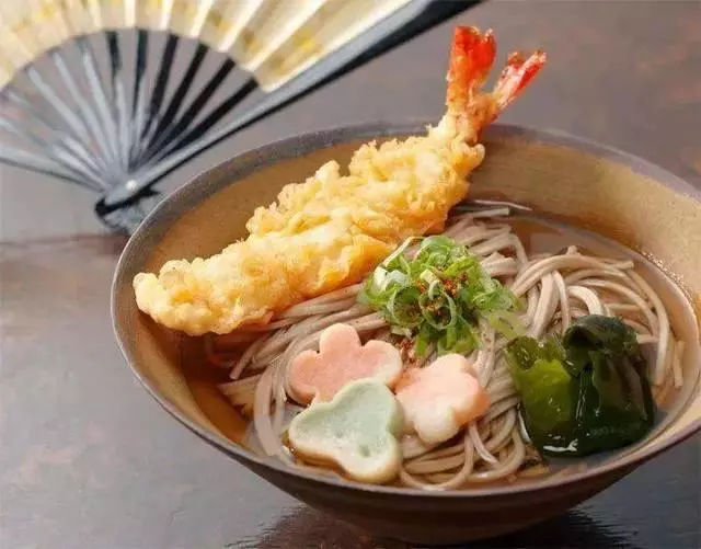 看看日本人怎麼過年的?原來他們也有春晚啊!