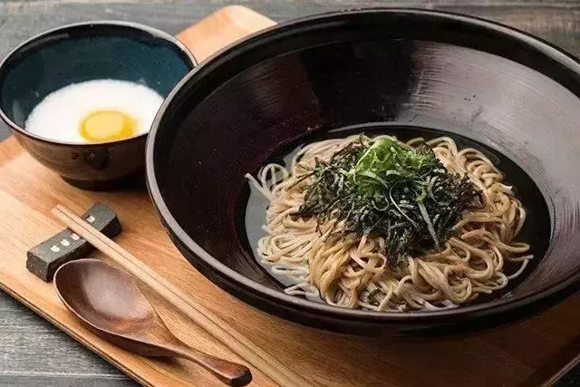 看看日本人怎麼過年的?原來他們也有春晚啊!