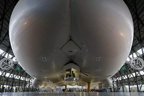 世界最大飛機投入商用生產 擬2020年升空