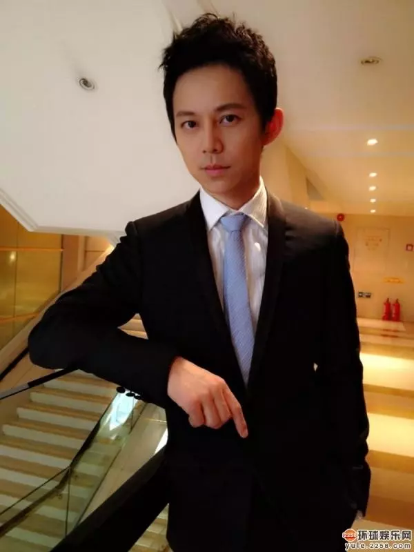 32位「高學歷明星」!剛剛知道「陳奕迅」的學歷就嚇壞了!沒想到「劉若英」的更讓人佩服…!