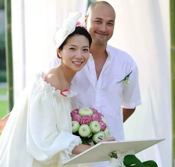 《1+1+1》車婉婉邀星級爸媽談湊仔經 44歲車婉婉姊弟戀修成正果做幸福靚媽