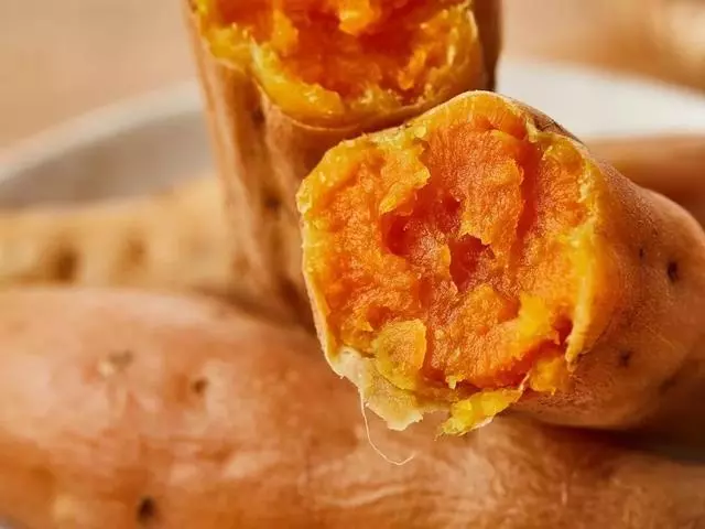 睡前給孩子吃這4種食物,不僅長不高,還可能智商低