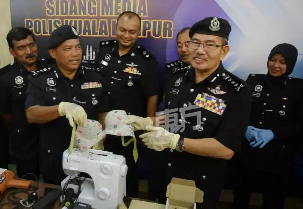 男子自稱警員亮槍恐嚇