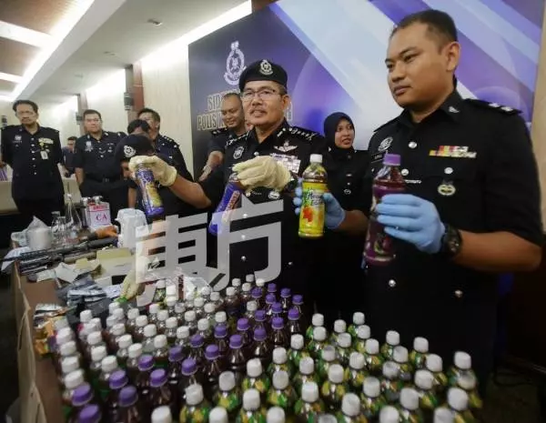 男子自稱警員亮槍恐嚇