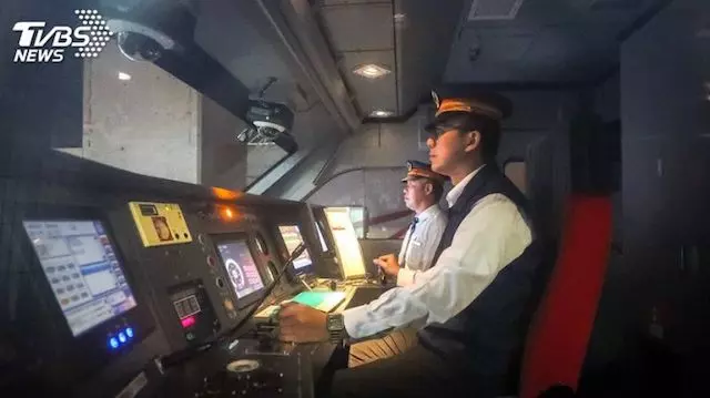 廣播器壞了都不修!列車長森77開擴音「下一句讓台鐵臉超綠」 全車乘客笑翻:「他怨氣超重」