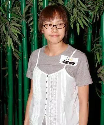 被罵小三專愛有婦之夫,與恩師決裂遭封殺…她的段位可真不低!