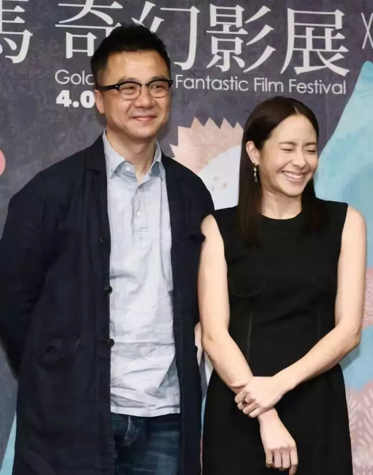 被罵小三專愛有婦之夫,與恩師決裂遭封殺…她的段位可真不低!