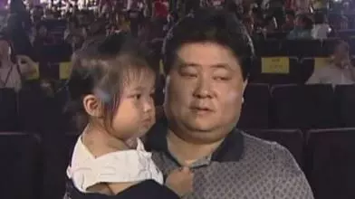 顏清標4個兒子都「把校花娶回家」當老婆!如今顏家「唯一的女兒」曝光,34歲的她.....