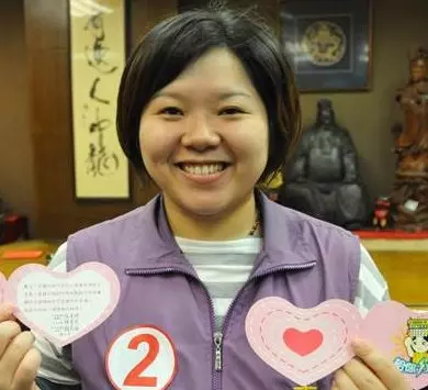 顏清標4個兒子都「把校花娶回家」當老婆!如今顏家「唯一的女兒」曝光,34歲的她.....