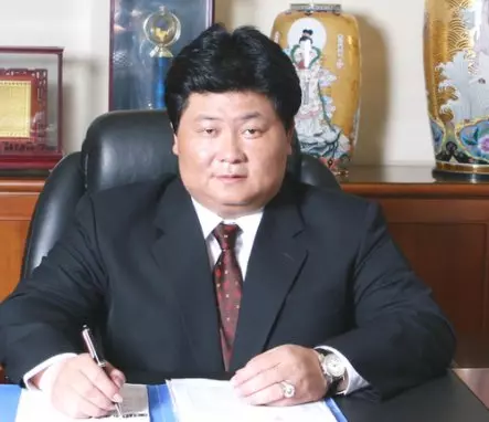 顏清標4個兒子都「把校花娶回家」當老婆!如今顏家「唯一的女兒」曝光,34歲的她.....