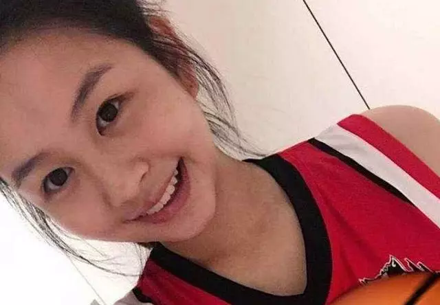邱淑貞女兒19歲了,花容月貌身材妙曼,母女同框氣質不輸媽媽