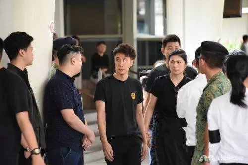 【內有多圖】馮偉衷真的走了! 追思會出席藝人 + 舉殯 + 軍事葬禮, 『最完整的出殯現場全記錄』