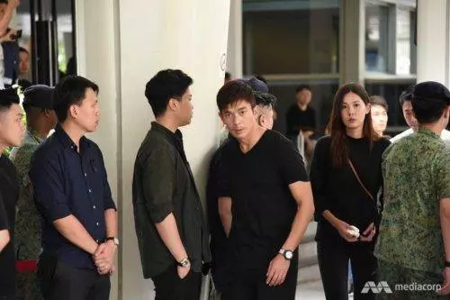 【內有多圖】馮偉衷真的走了! 追思會出席藝人 + 舉殯 + 軍事葬禮, 『最完整的出殯現場全記錄』