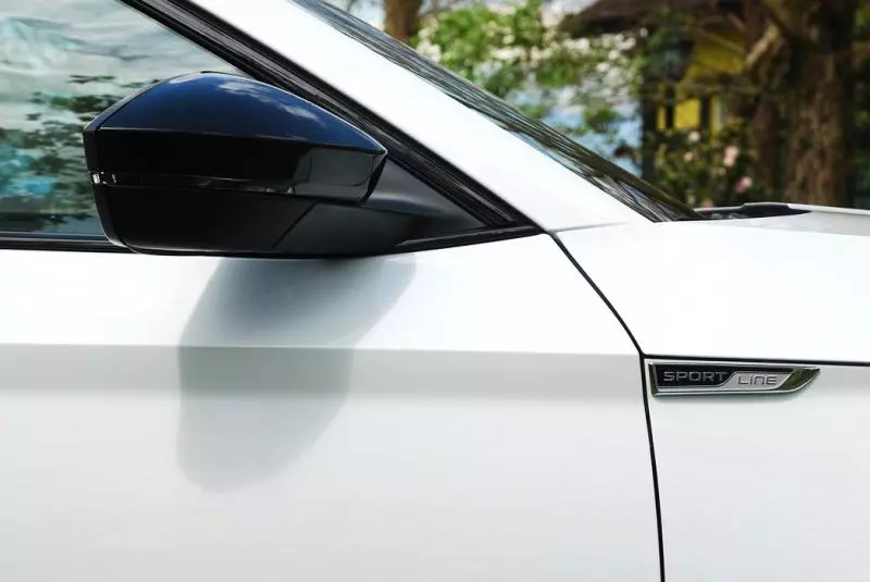 人妻的願望 2019年式 Superb combi sportline