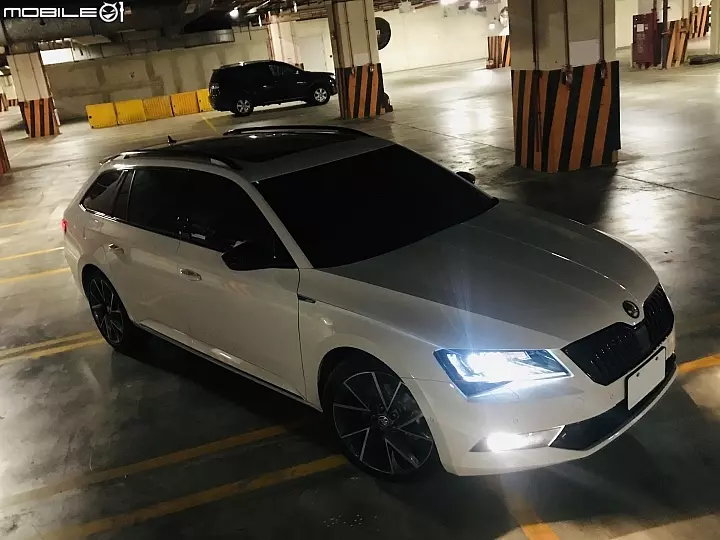 人妻的願望 2019年式 Superb combi sportline